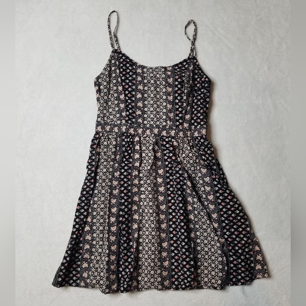 American Eagle Outfitters Floral Dress